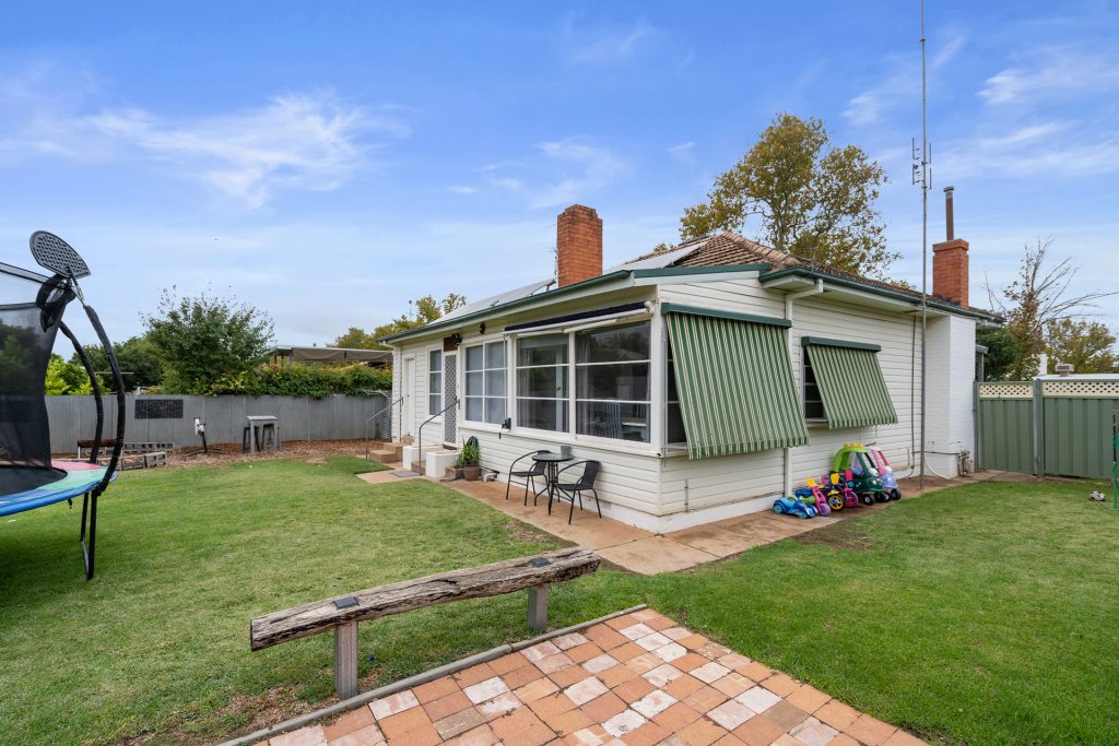27 Audley Street, Narrandera NSW 2700 - photo 15