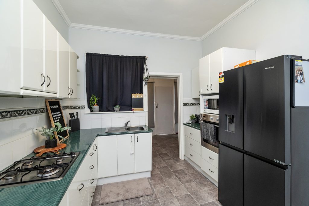 27 Audley Street, Narrandera NSW 2700 - photo 5