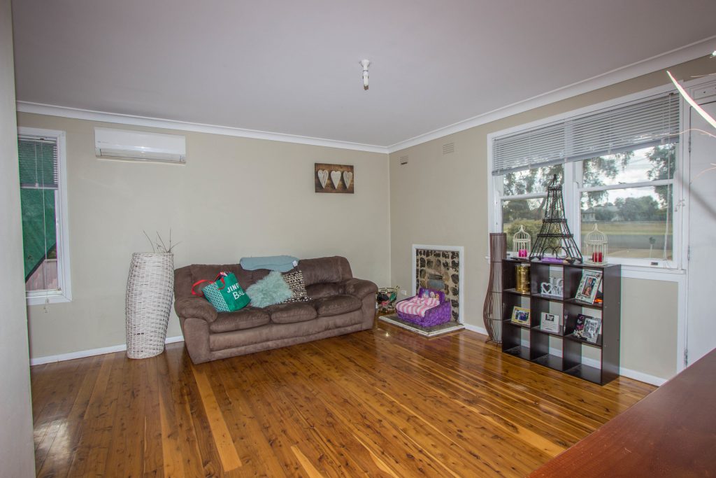 2A Whitton Street, Narrandera NSW 2700 - photo 3