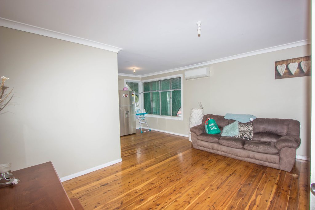 2A Whitton Street, Narrandera NSW 2700 - photo 4