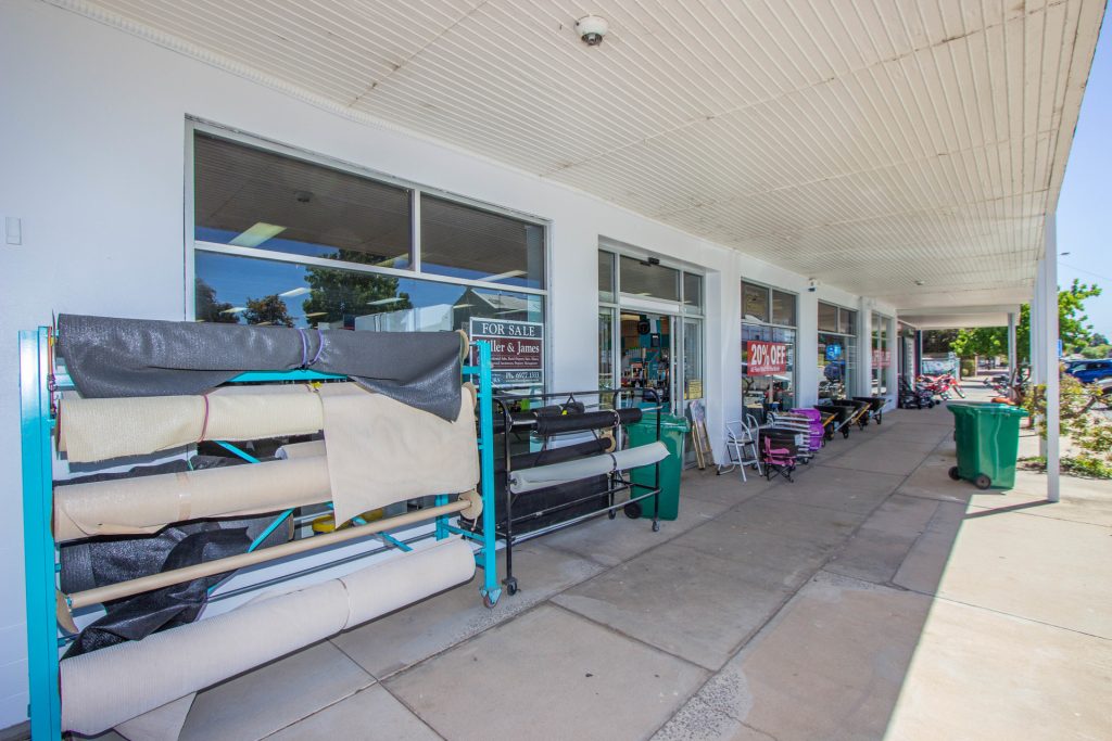10-12 Bolton Street, Narrandera NSW 2700 - photo 3