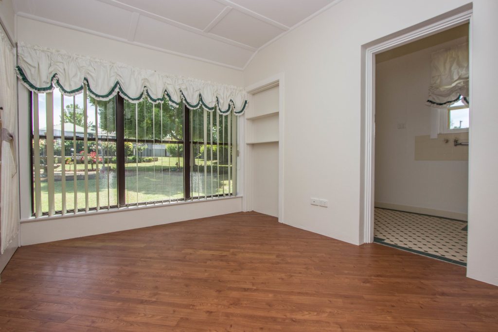 27 Peters Street, Narrandera NSW 2700 - photo 12
