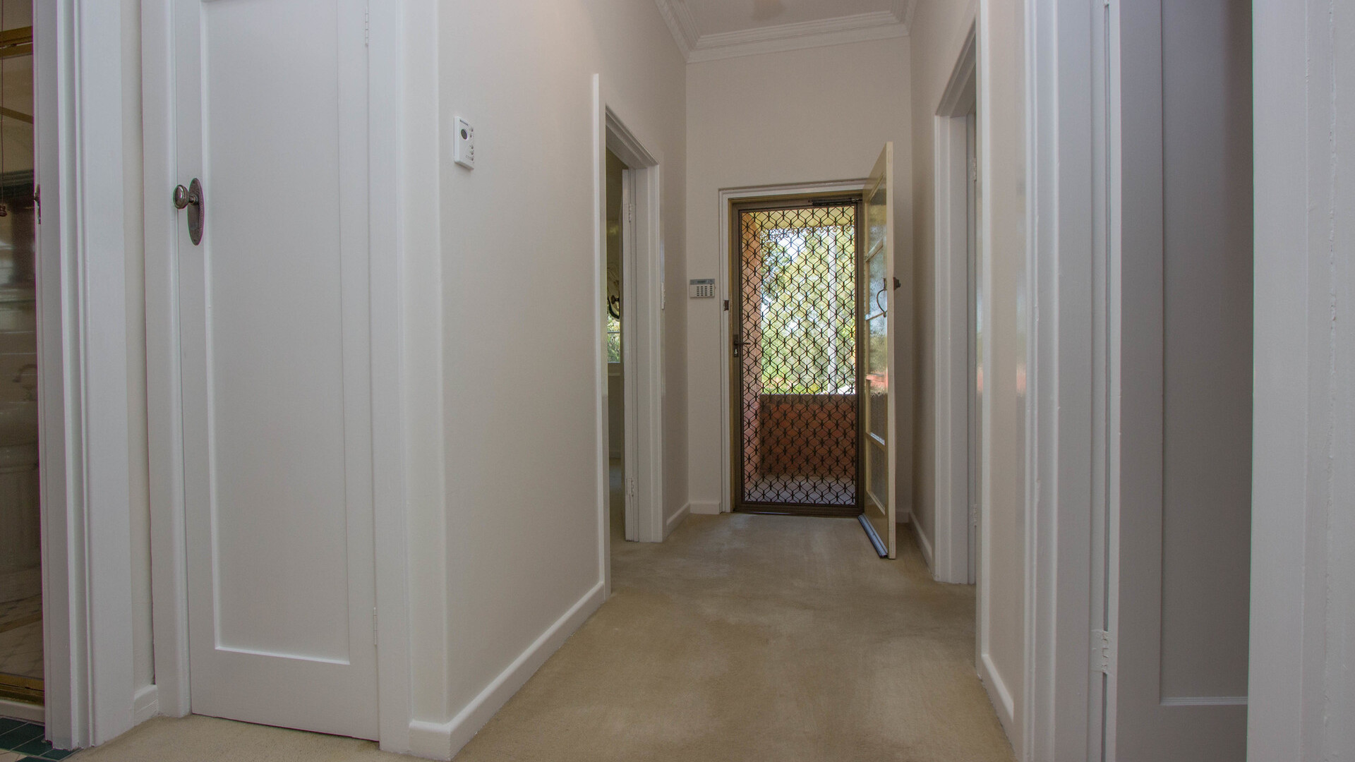 27 Peters Street, Narrandera NSW 2700 - photo 5