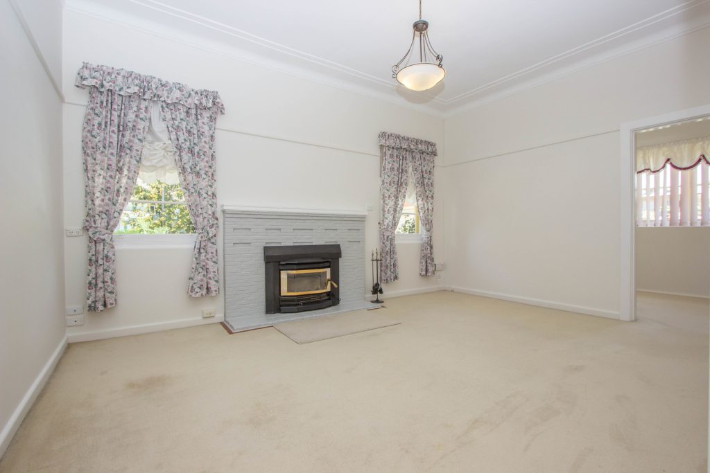 27 Peters Street, Narrandera NSW 2700 - photo 6