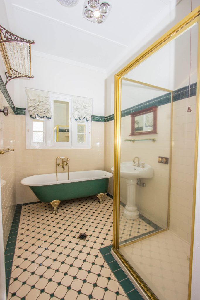 27 Peters Street, Narrandera NSW 2700 - photo 8