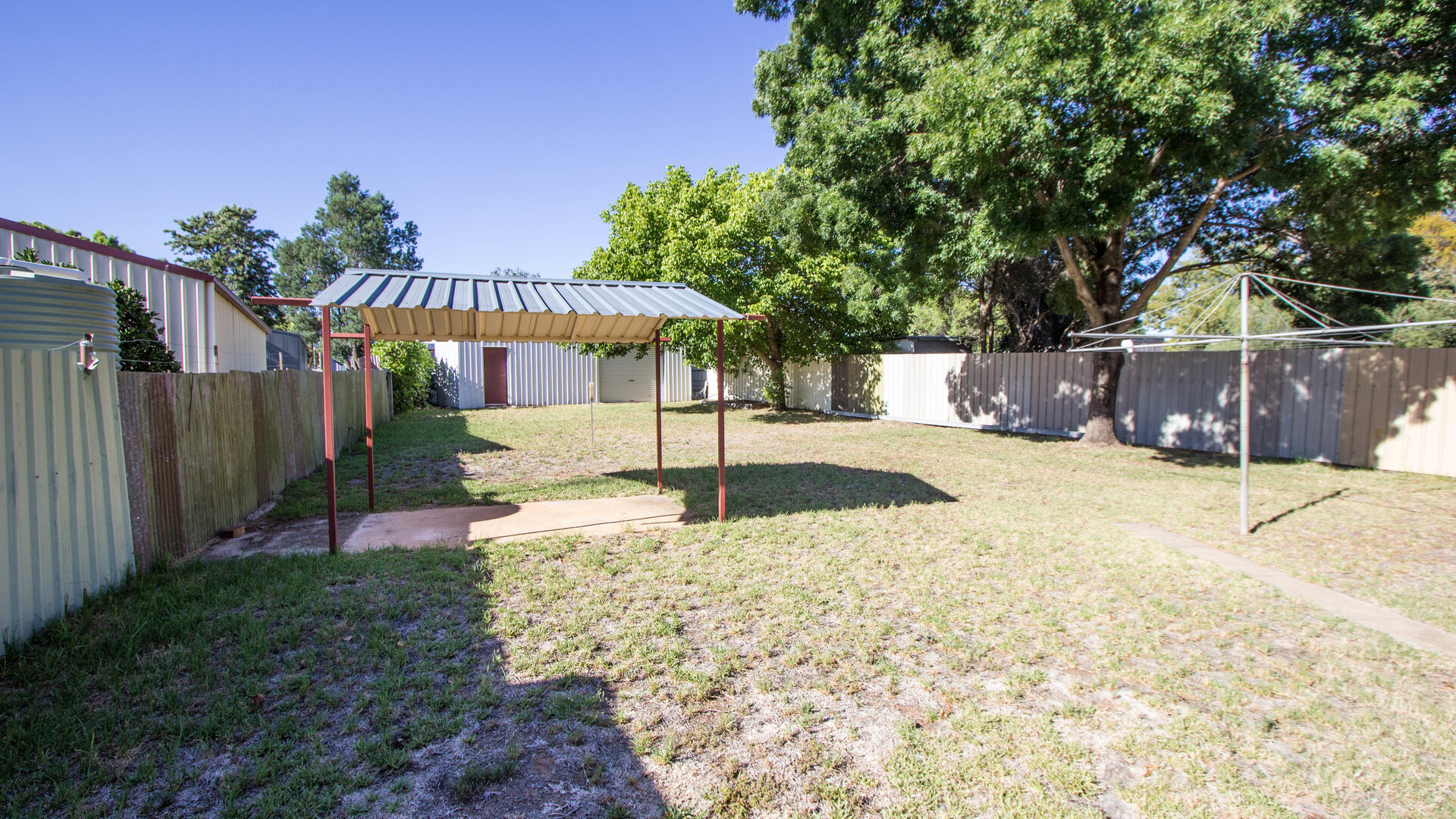 14 Larmer Street, Narrandera NSW 2700 - photo 11