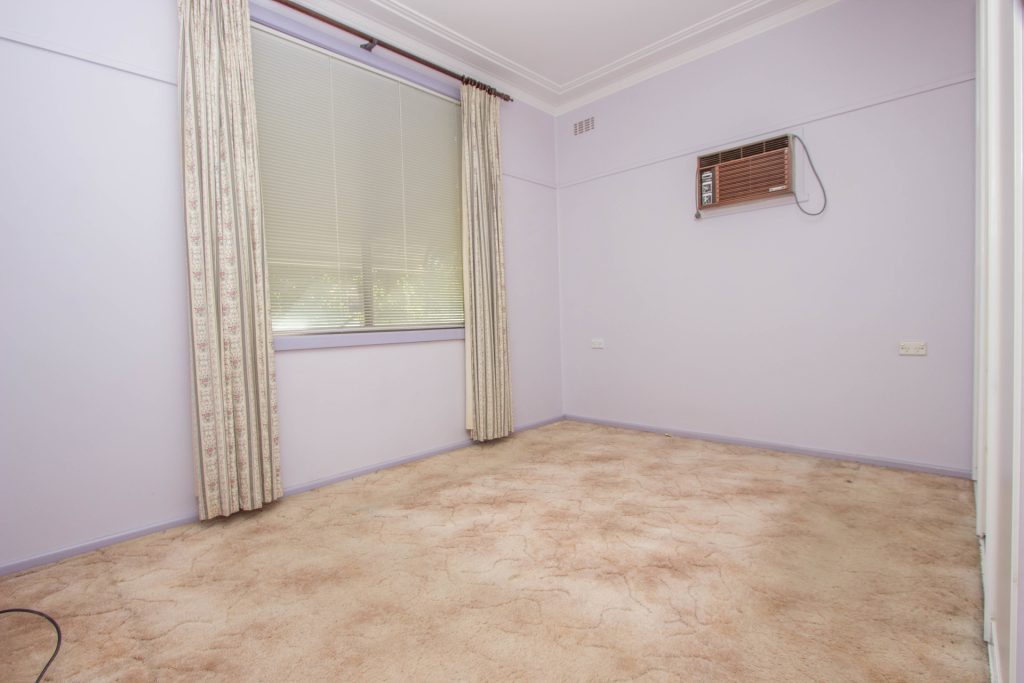 14 Larmer Street, Narrandera NSW 2700 - photo 6