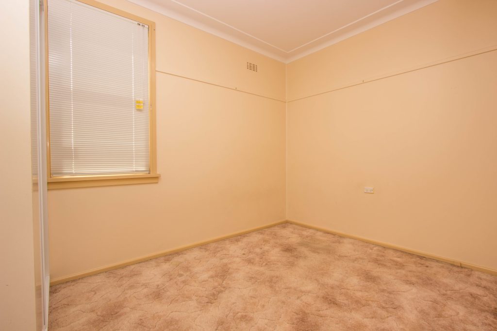 14 Larmer Street, Narrandera NSW 2700 - photo 7