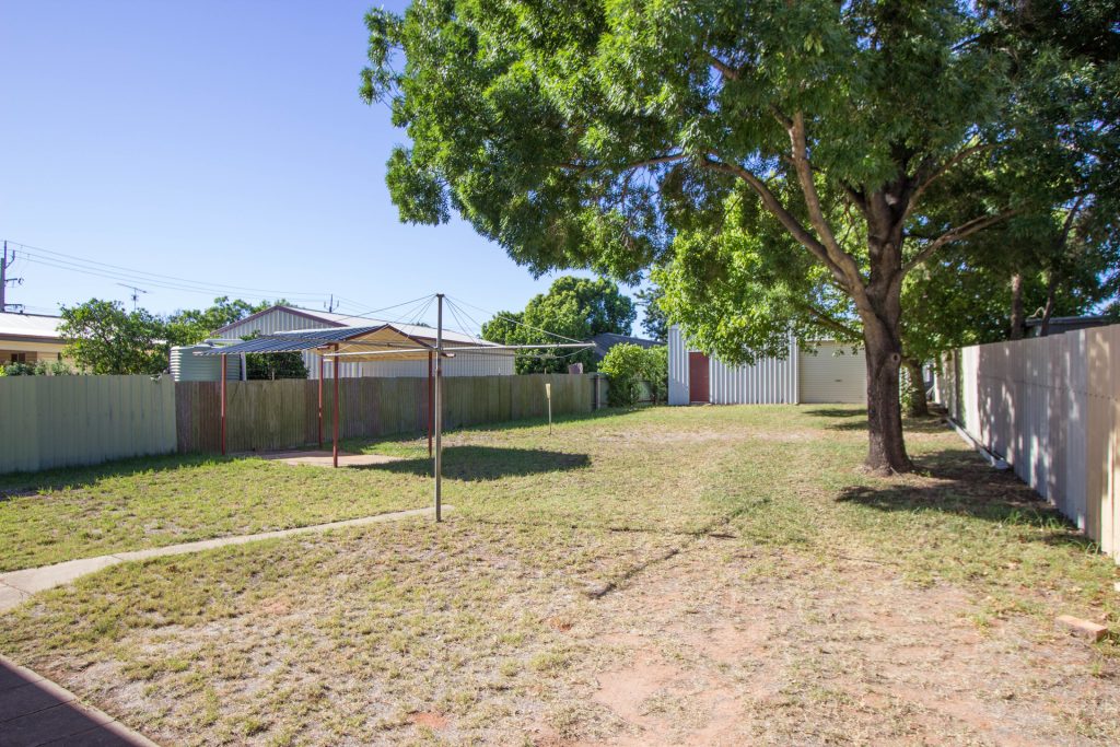 14 Larmer Street, Narrandera NSW 2700 - photo 10