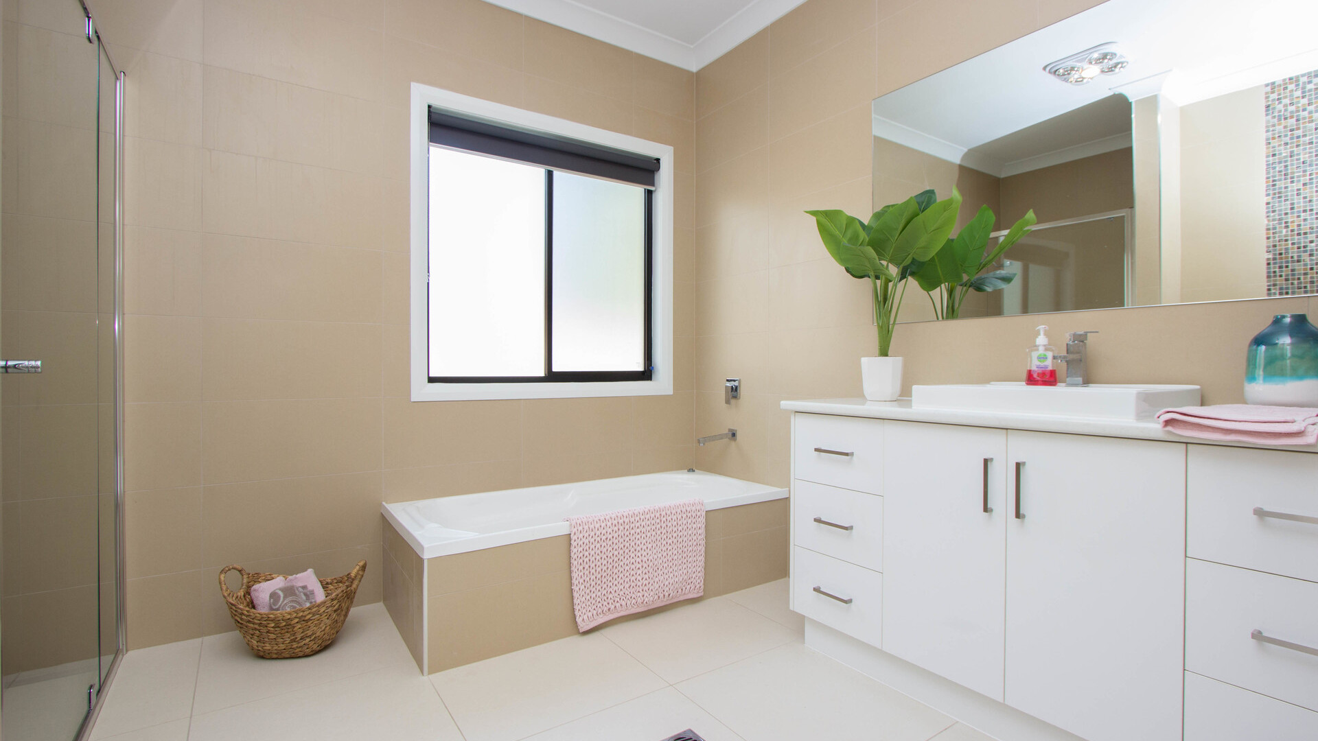 22 Kiesling Drive, Narrandera NSW 2700 - photo 13