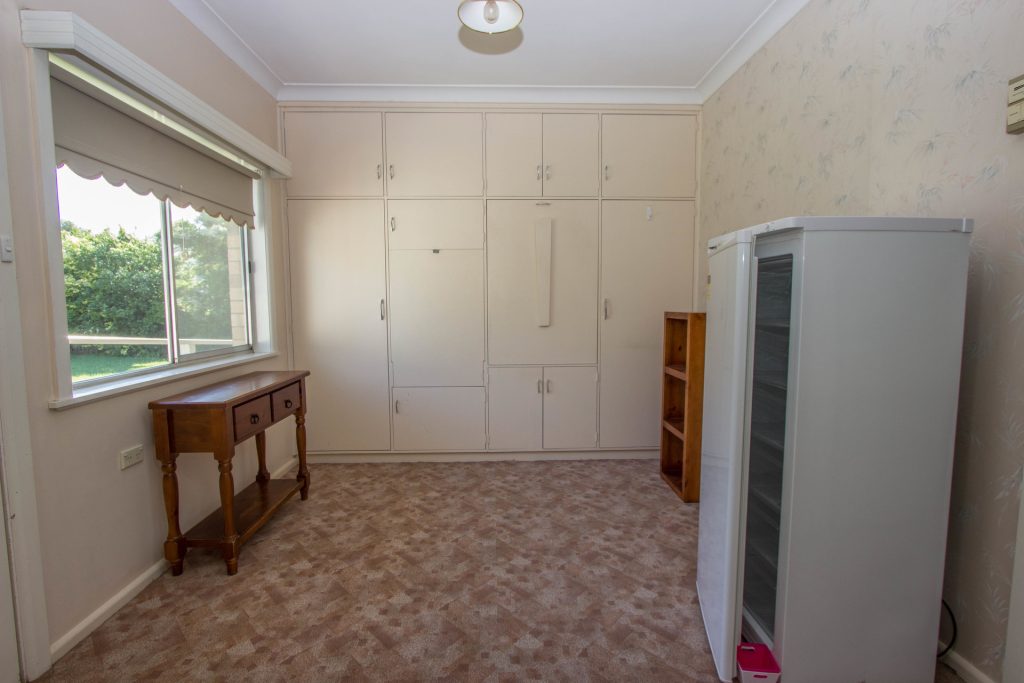 4 Riverine Street, Narrandera NSW 2700 - photo 13