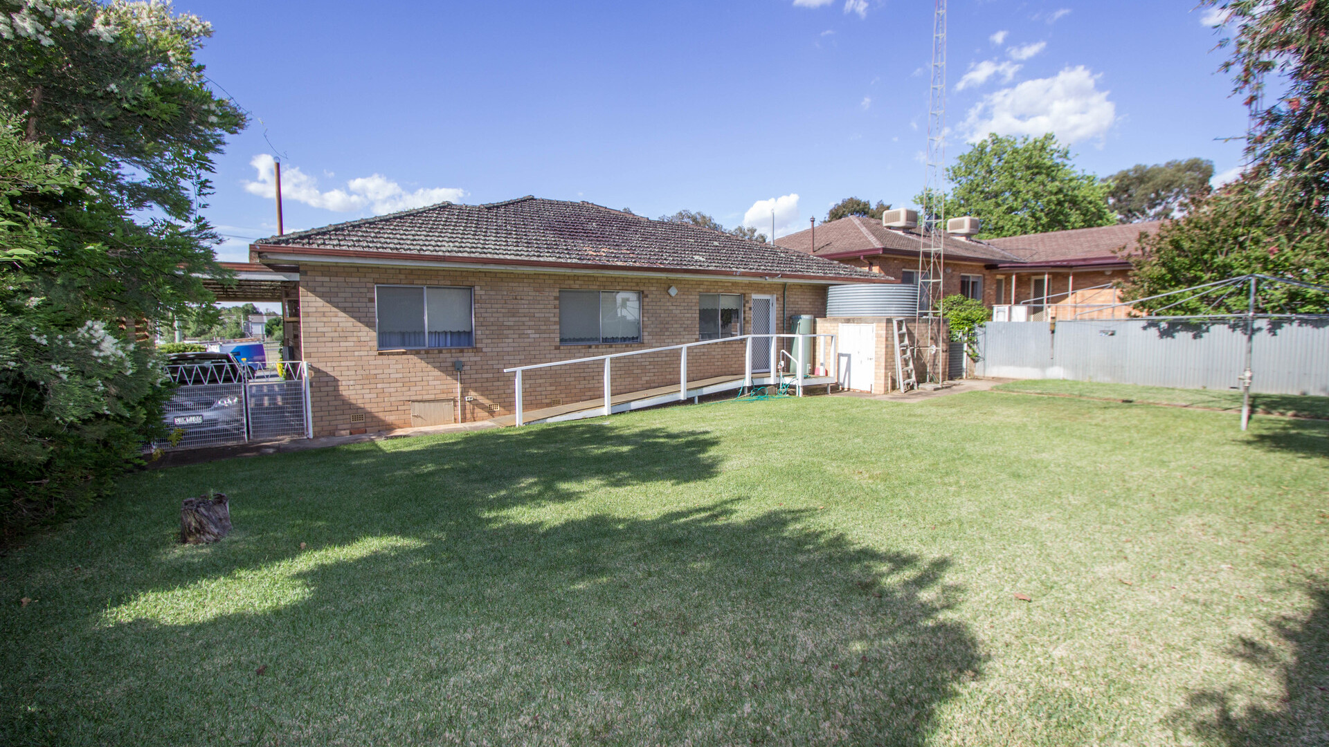 4 Riverine Street, Narrandera NSW 2700 - photo 15