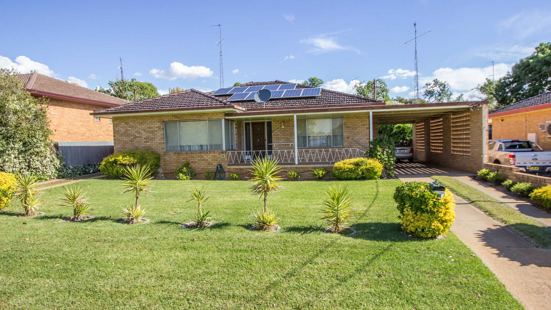 4 Riverine Street, Narrandera NSW 2700 - photo 16