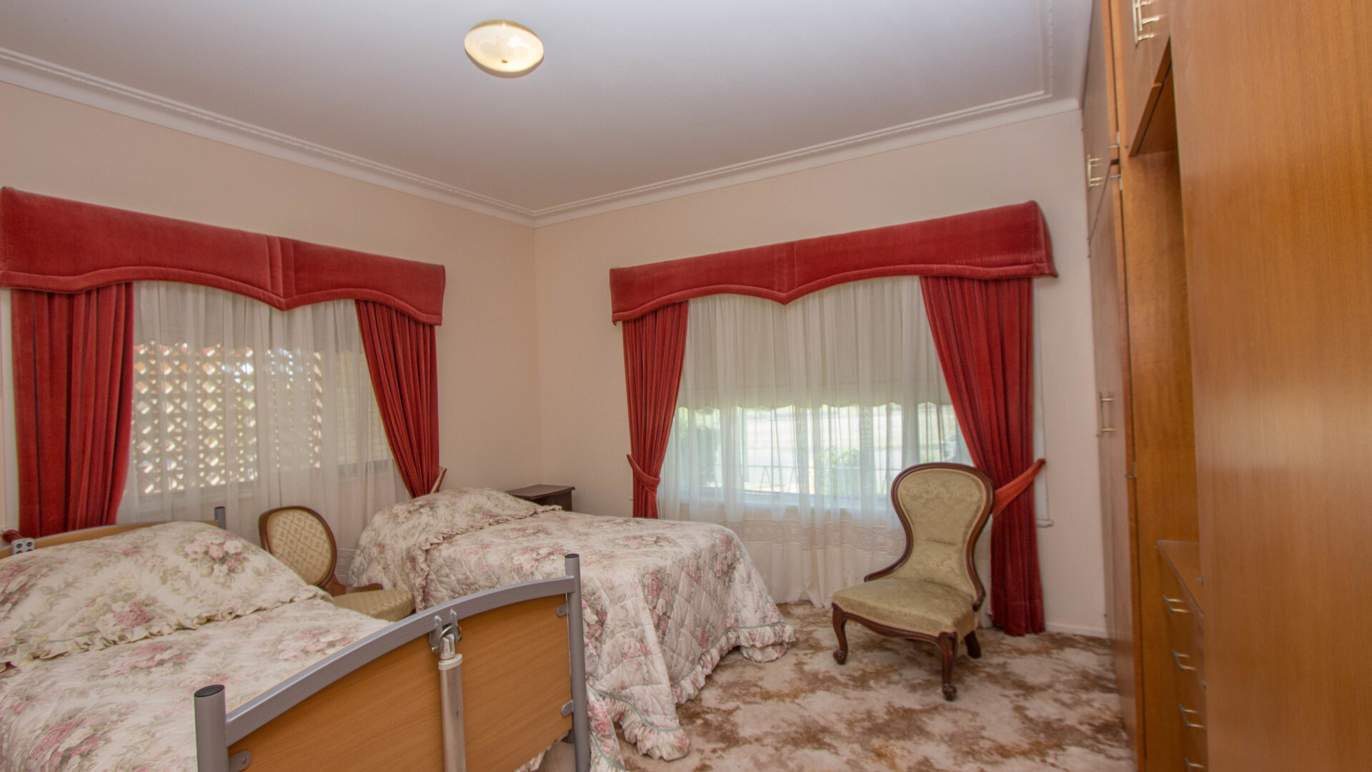 4 Riverine Street, Narrandera NSW 2700 - photo 8