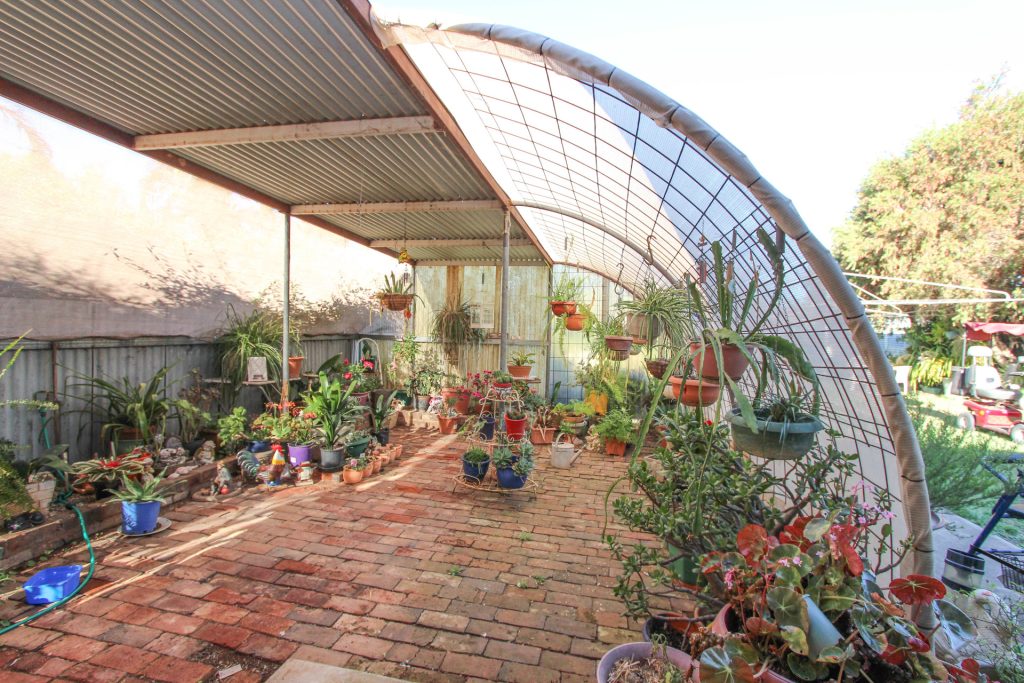 95 Hoskins Street, Temora NSW 2666 - photo 13