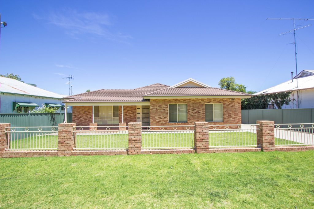14A Elwin Street, Narrandera NSW 2700 - McGrath Riverina