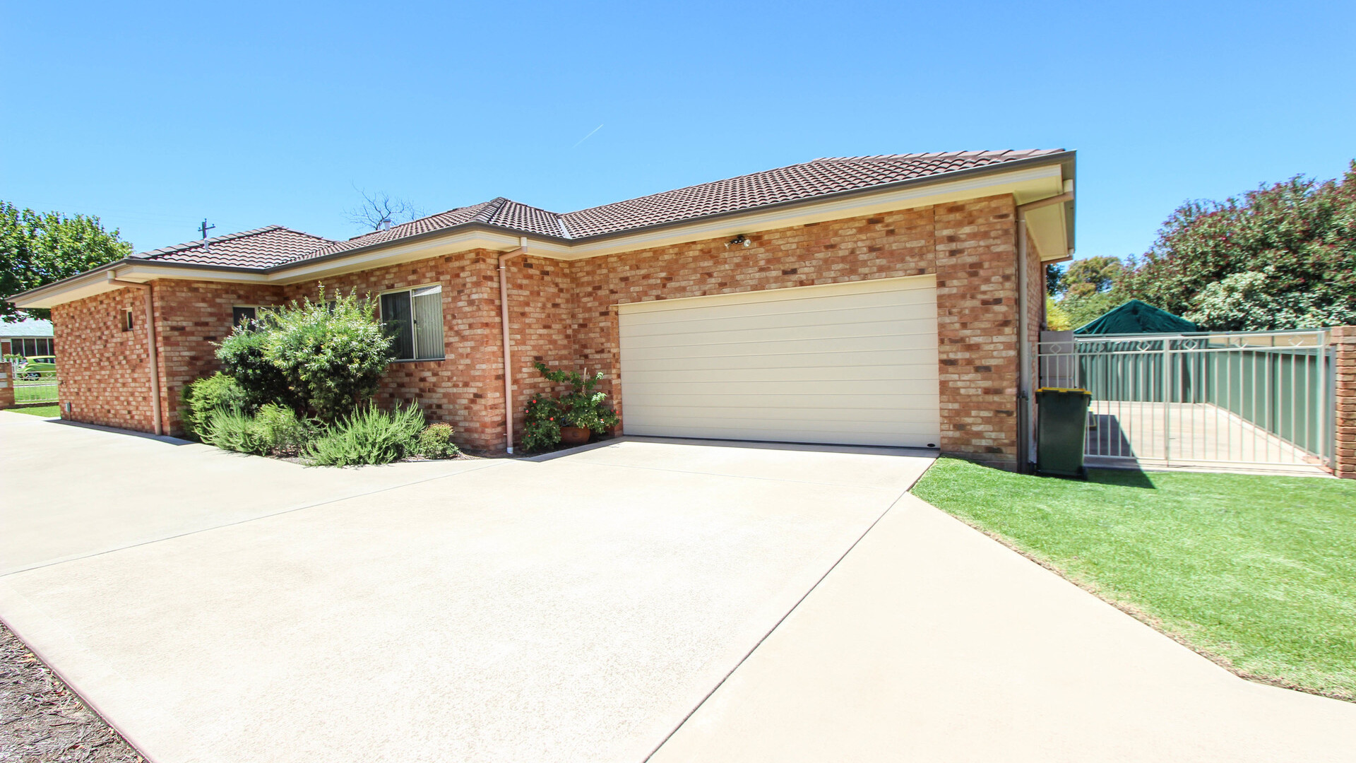 14A Elwin Street, Narrandera NSW 2700 - photo 13