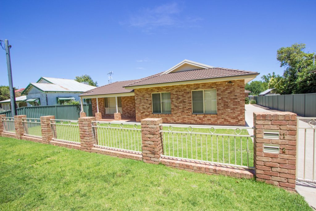 14A Elwin Street, Narrandera NSW 2700 - photo 14
