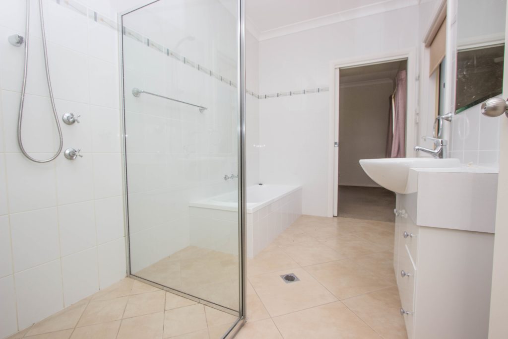 14A Elwin Street, Narrandera NSW 2700 - photo 8