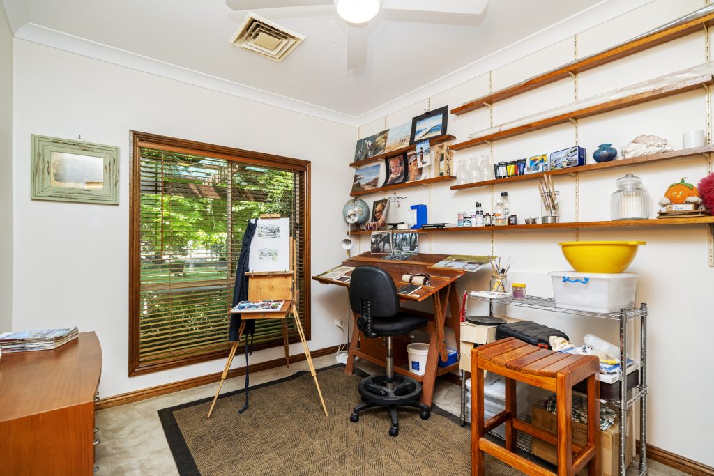 187 Dellapool Road, Narrandera NSW 2700 - photo 12