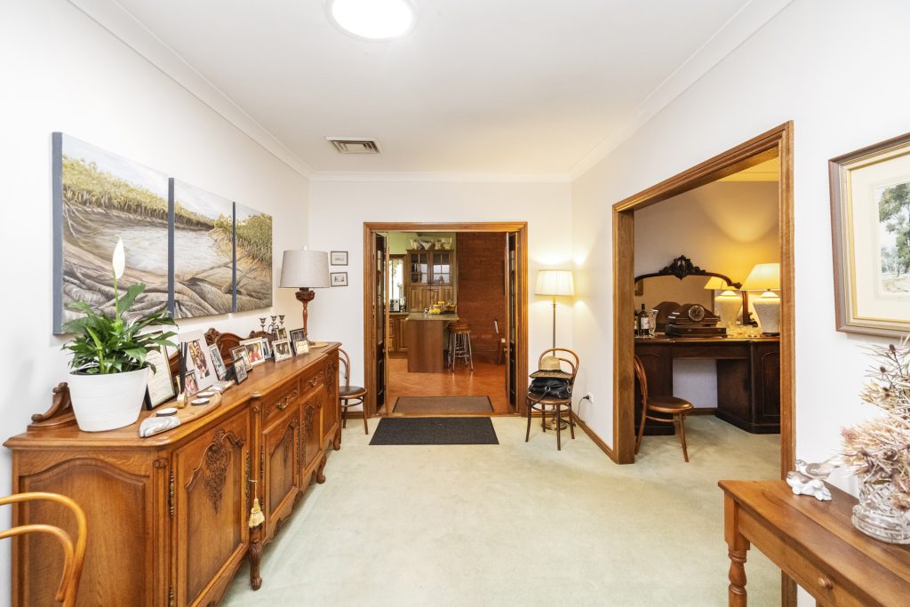 187 Dellapool Road, Narrandera NSW 2700 - photo 5