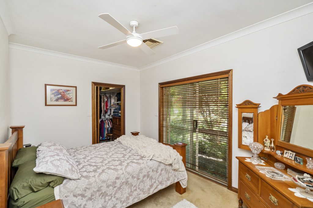187 Dellapool Road, Narrandera NSW 2700 - photo 10