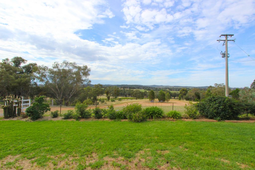 6106 Burley Griffin Way, Temora NSW 2666 - photo 16
