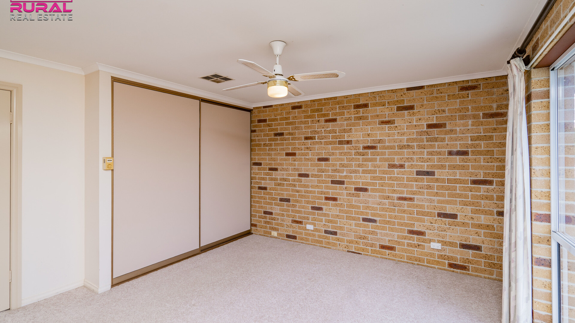 20 Riverine Street, Narrandera NSW 2700 - photo 11