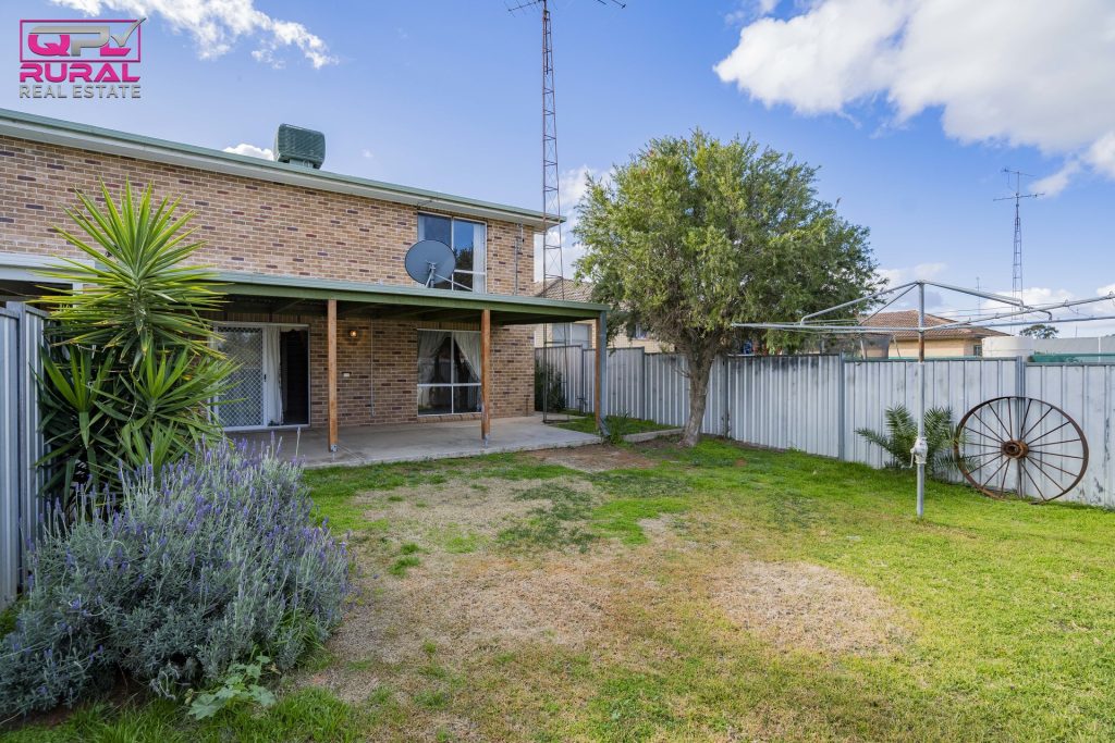 20 Riverine Street, Narrandera NSW 2700 - photo 16