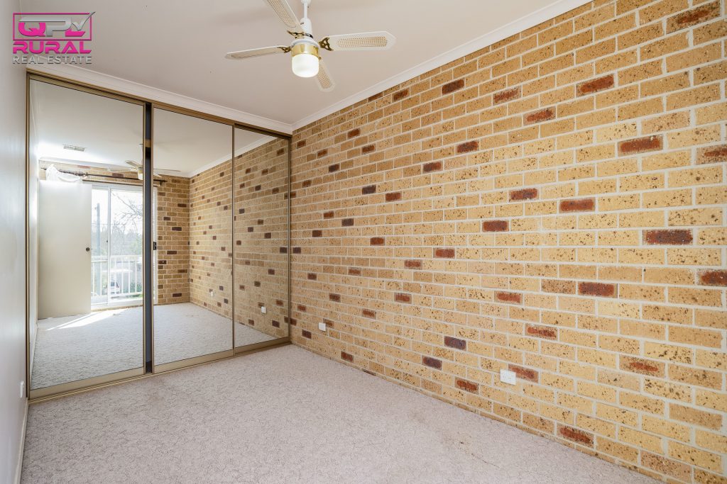 20 Riverine Street, Narrandera NSW 2700 - photo 9