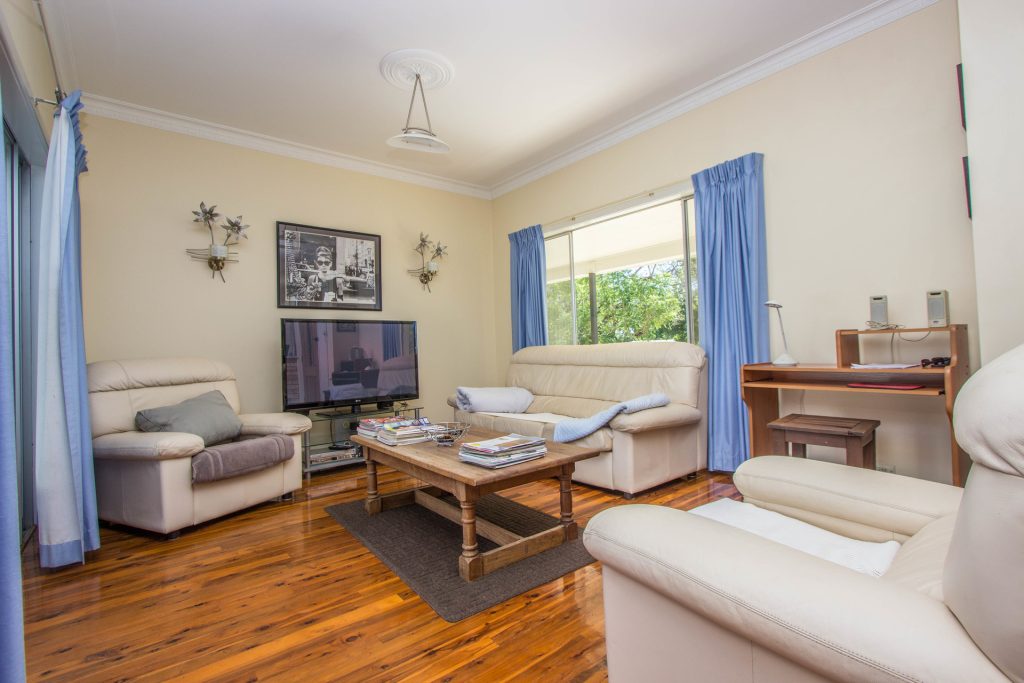 59 Elizabeth Street, Narrandera NSW 2700 - photo 2
