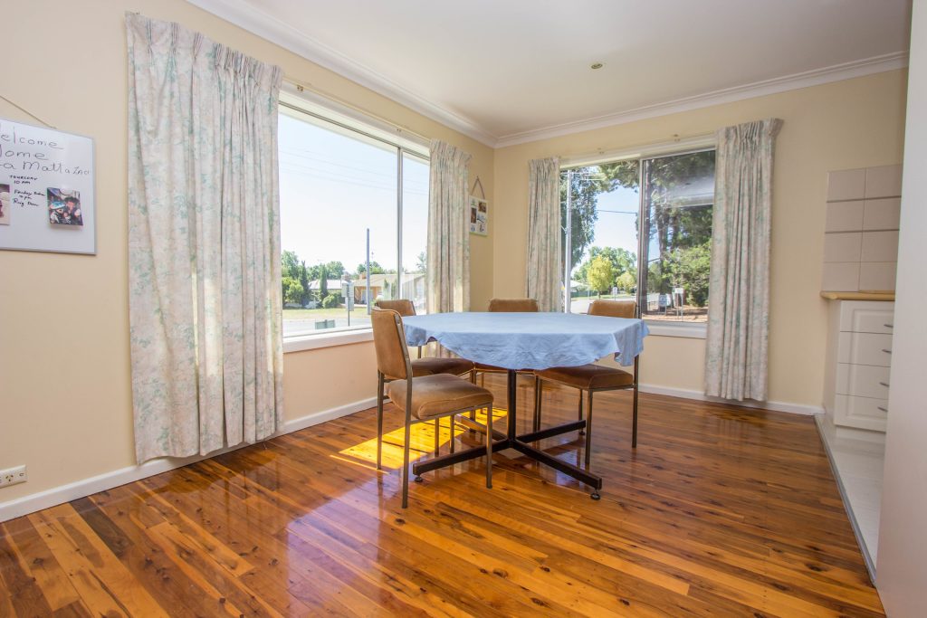 59 Elizabeth Street, Narrandera NSW 2700 - photo 3
