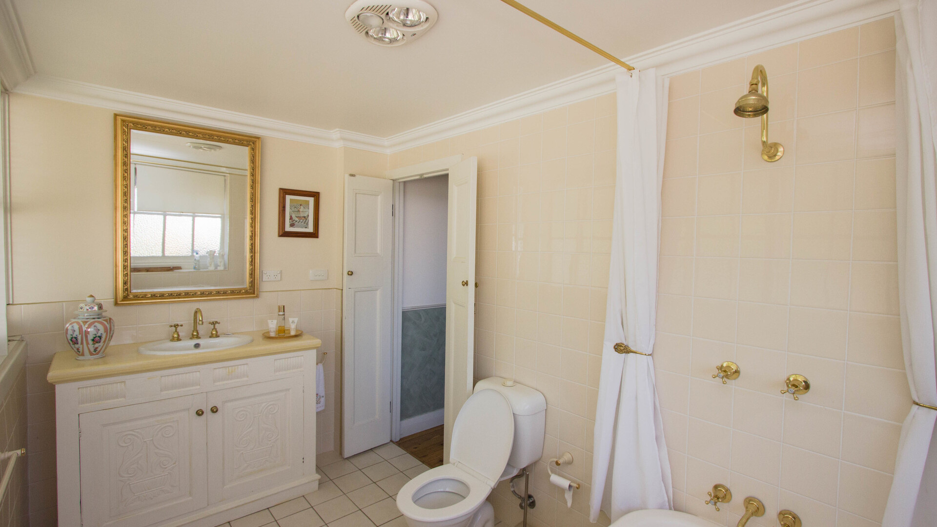 223 Albury Street, Harden NSW 2587 - photo 27