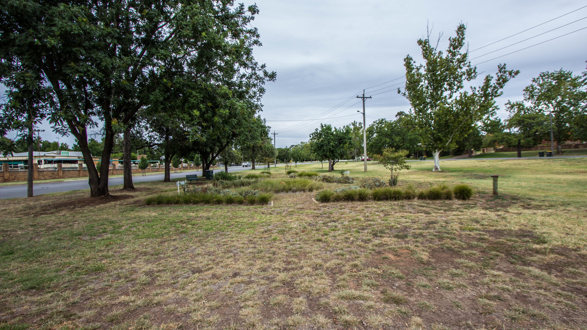 2 Bolton Street, Narrandera NSW 2700 - photo 11