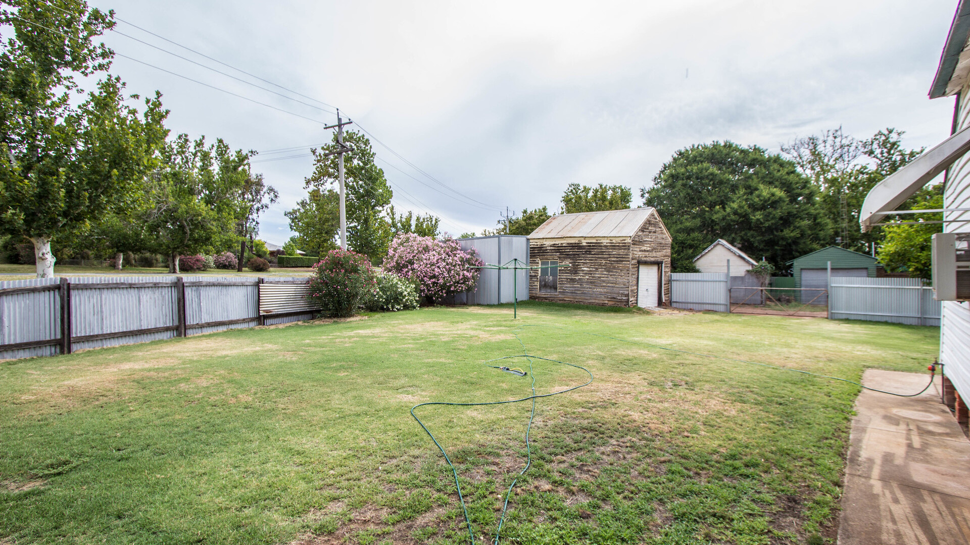 2 Bolton Street, Narrandera NSW 2700 - photo 9