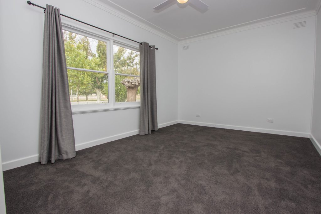7 Victoria Avenue, Narrandera NSW 2700 - photo 8