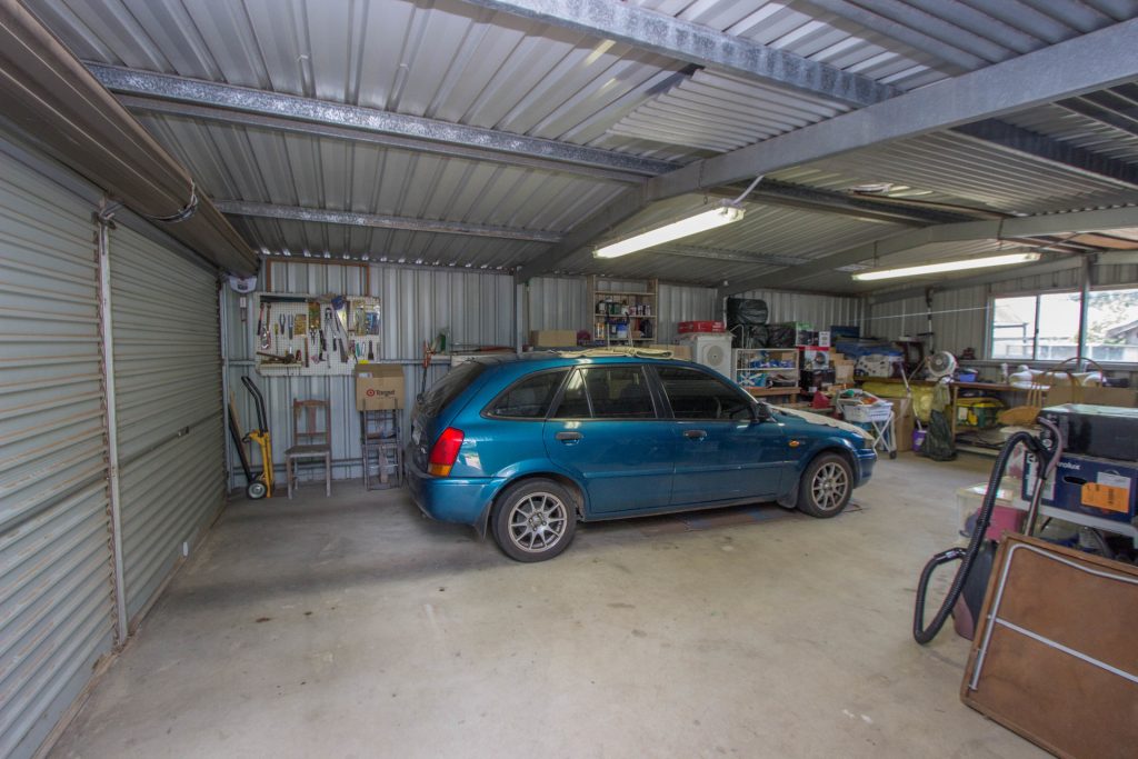 18 Grosvenor Street, Narrandera NSW 2700 - photo 13