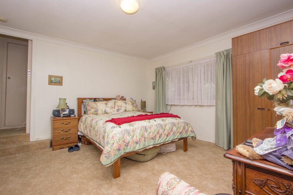 18 Grosvenor Street, Narrandera NSW 2700 - photo 6