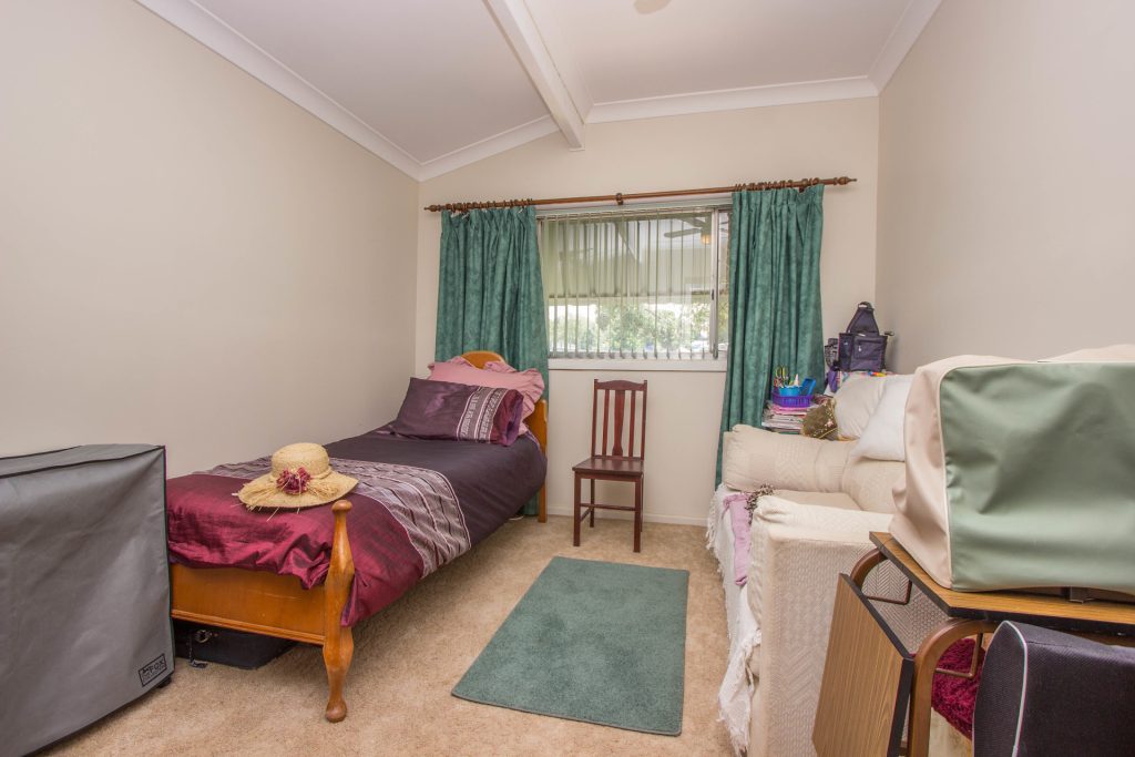 18 Grosvenor Street, Narrandera NSW 2700 - photo 8