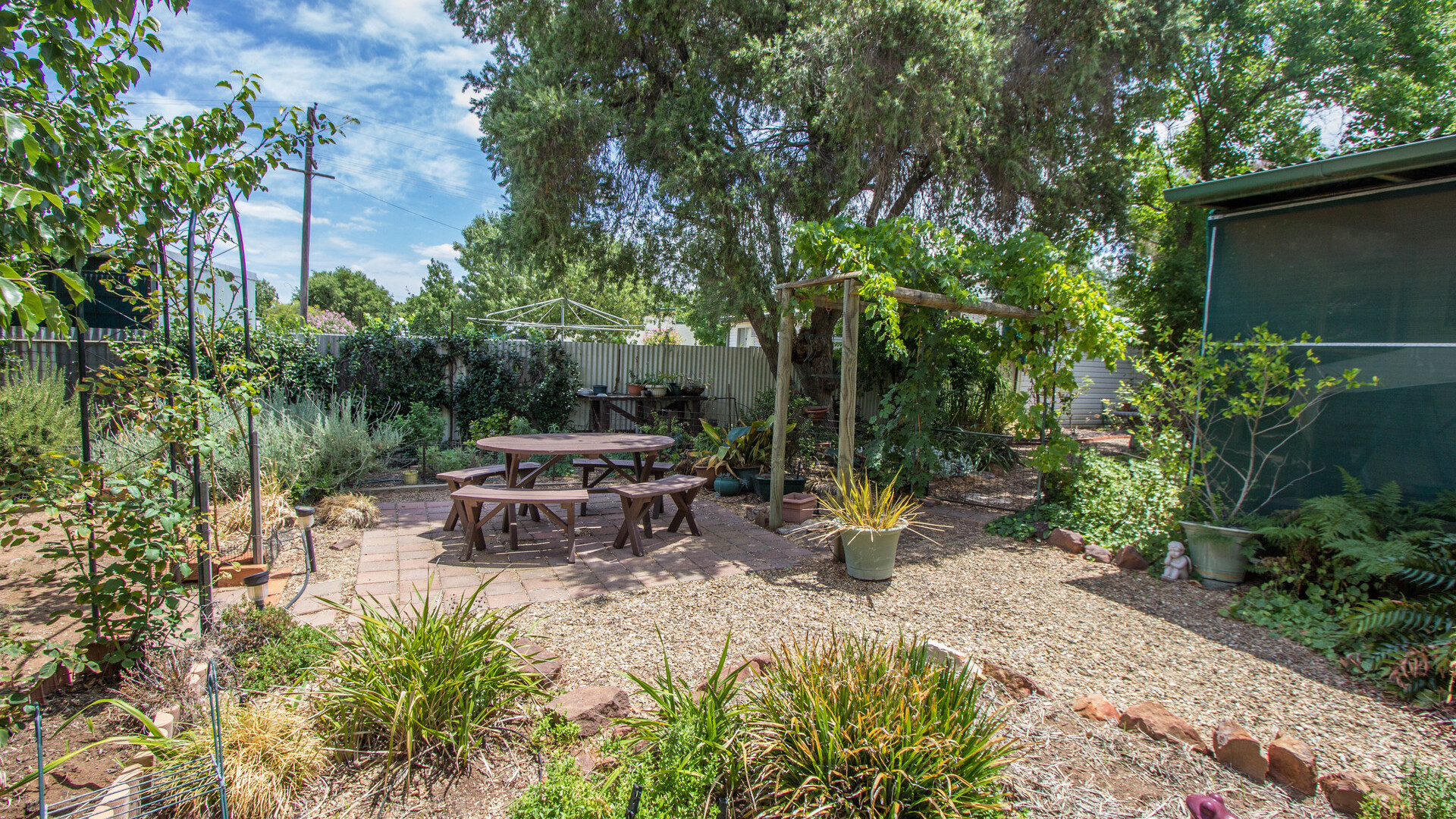 18 Grosvenor Street, Narrandera NSW 2700 - photo 10