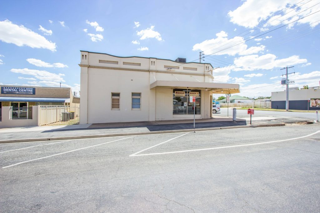 42-44 East Street, Narrandera NSW 2700 - photo 2