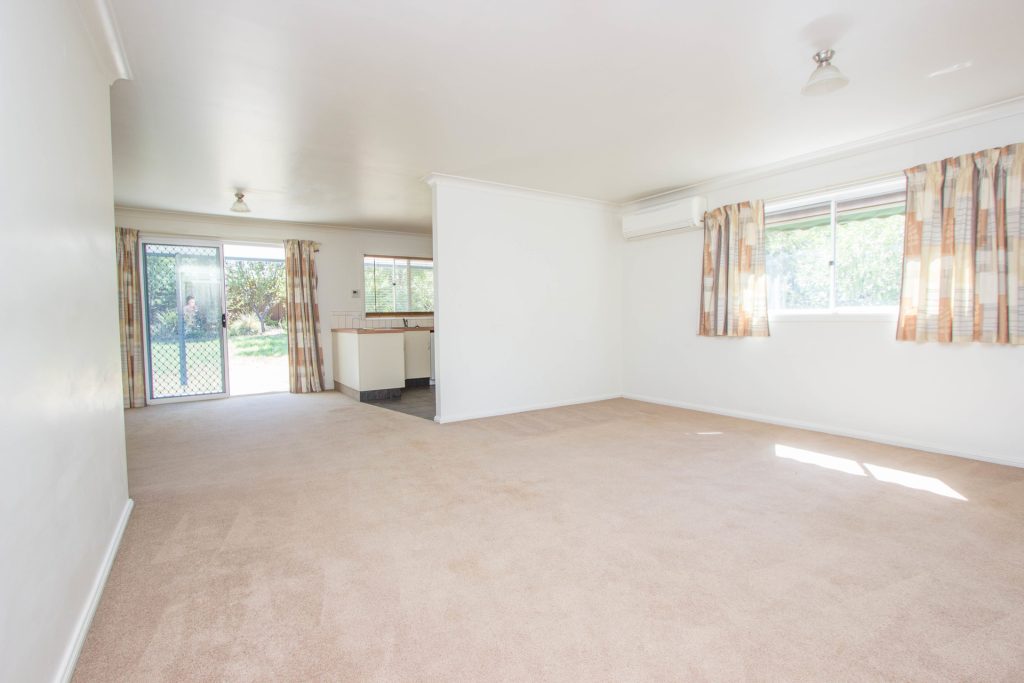 29 Myrtle Street, Narrandera NSW 2700 - photo 2