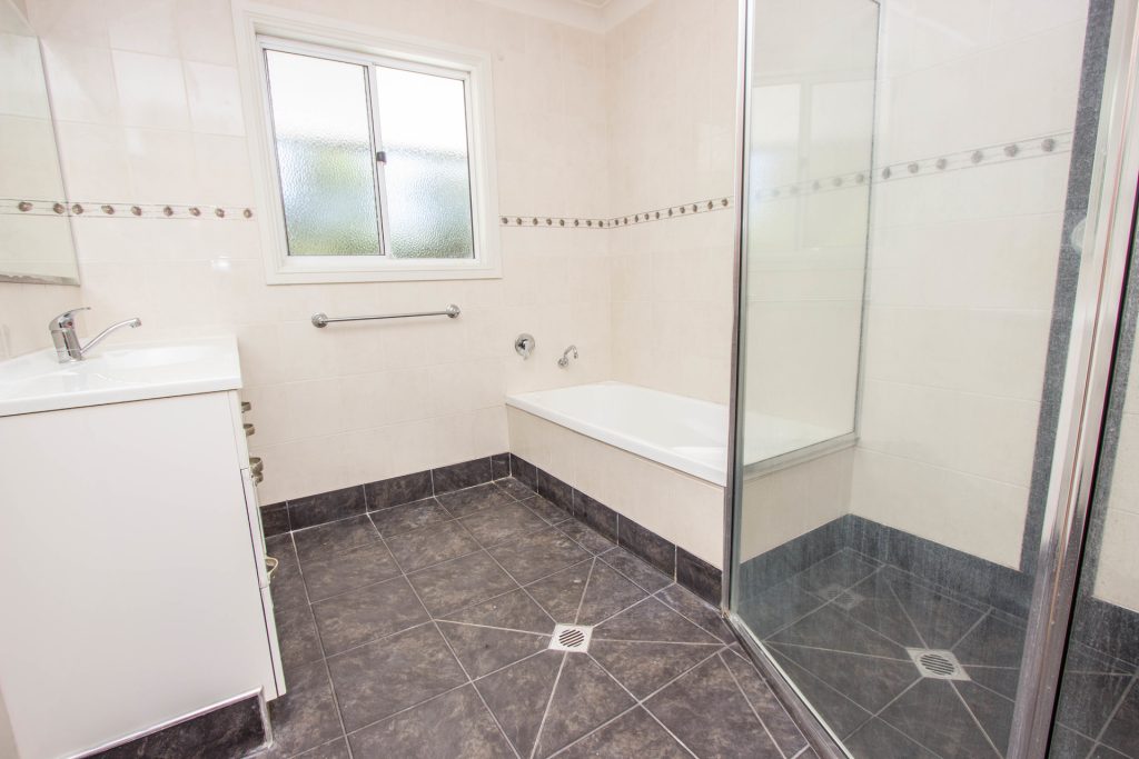 29 Myrtle Street, Narrandera NSW 2700 - photo 7