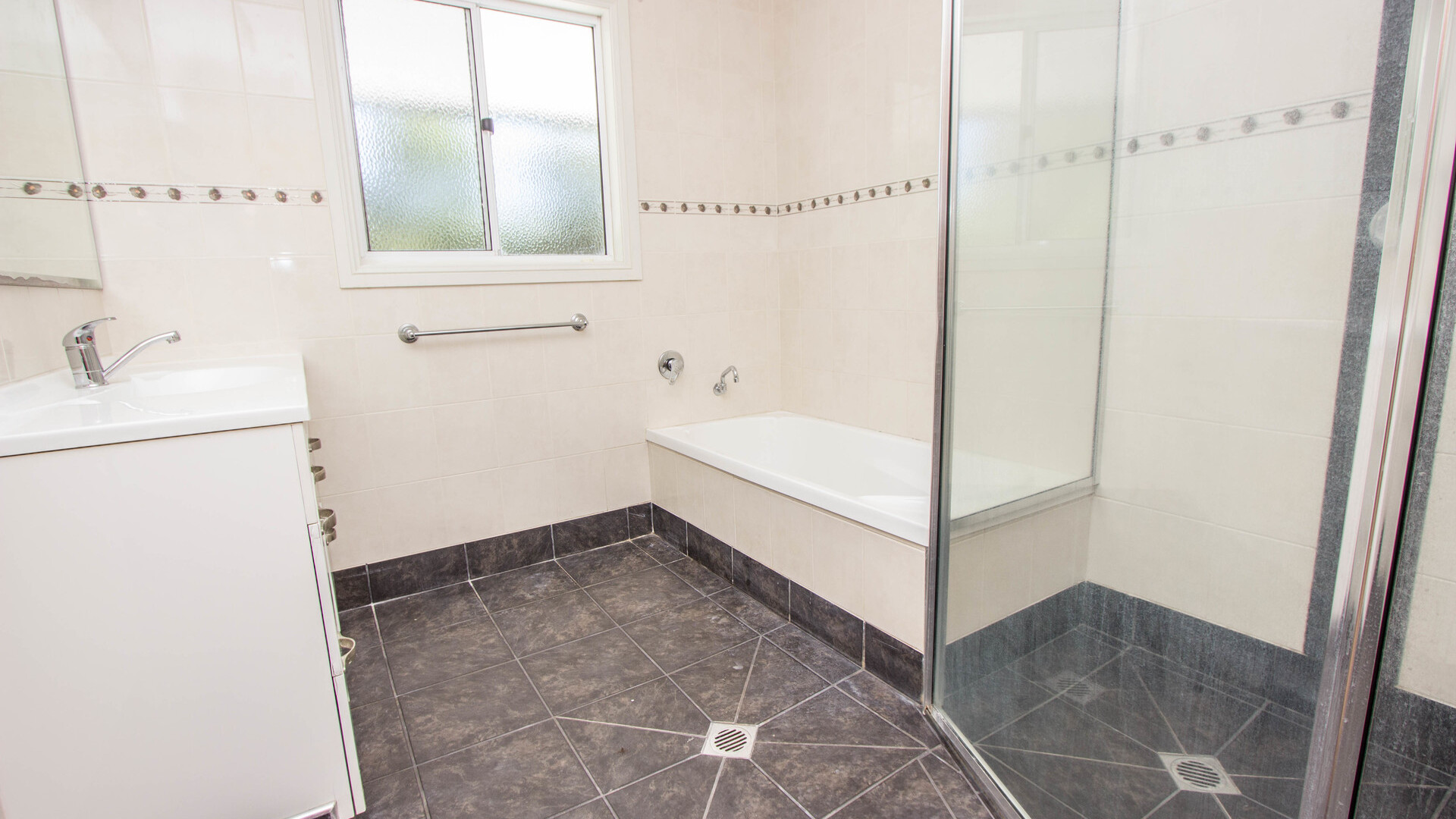 29 Myrtle Street, Narrandera NSW 2700 - photo 7