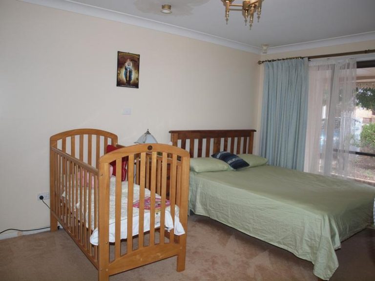 16 Charles Street, Narrandera NSW 2700 - photo 5