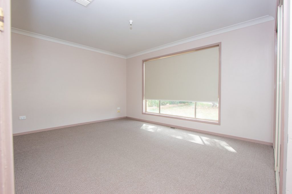 2 Kiesling Drive, Narrandera NSW 2700 - photo 12