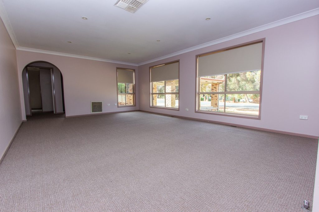 2 Kiesling Drive, Narrandera NSW 2700 - photo 6