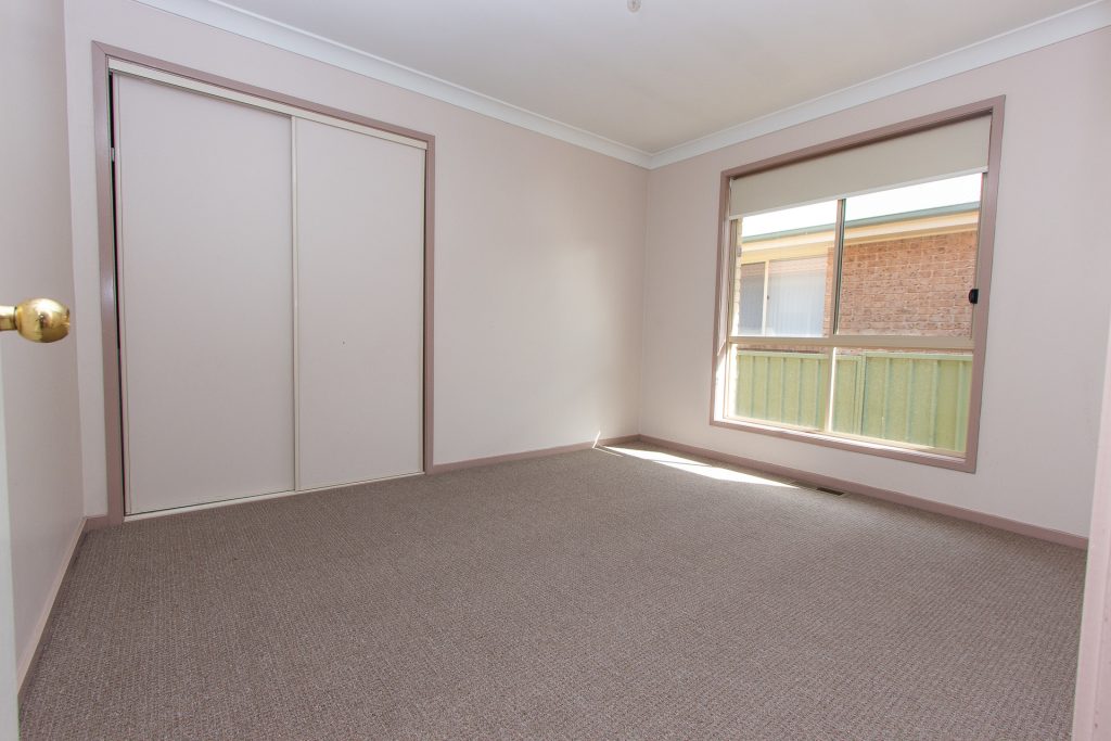 2 Kiesling Drive, Narrandera NSW 2700 - photo 9
