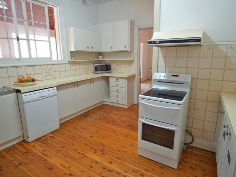 27 Twynam Street, Narrandera NSW 2700 - photo 7