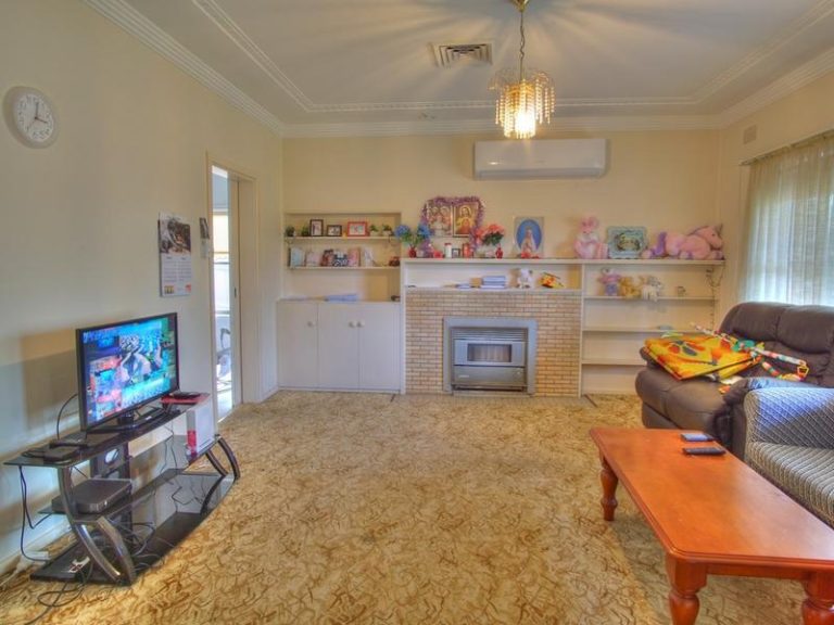 24 May Street, Narrandera NSW 2700 - photo 3